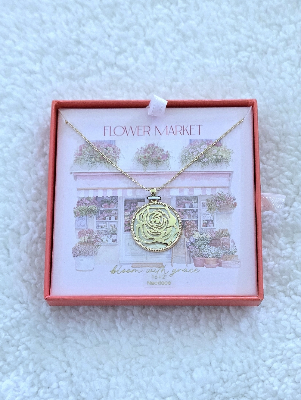 Mia Sarine Rose🌹 Cutout✂️ Pendant Necklace - NIB - Picture 4 of 15